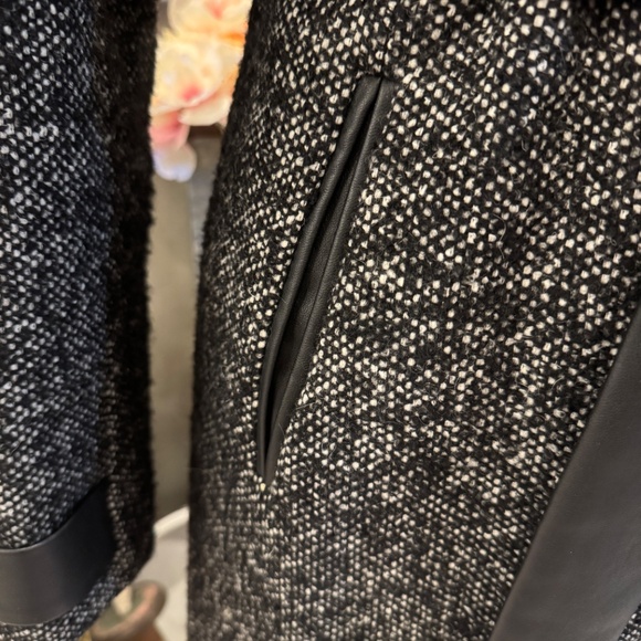 DANA BUCHMAN TWEED WOOL COAT | LEATHER BELTED | TRENCH | WINTER CREW JACKET - Picture 5 of 11